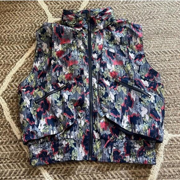 Free people movement vest sz small - Picture 1 of 4